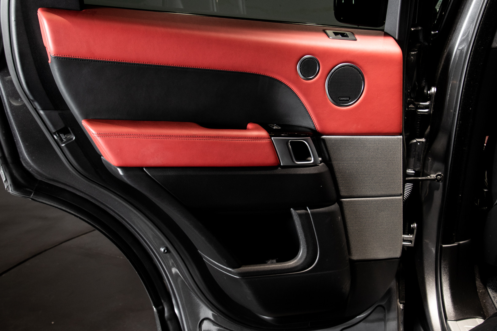 2014 Land Rover Range Rover Sport 47
