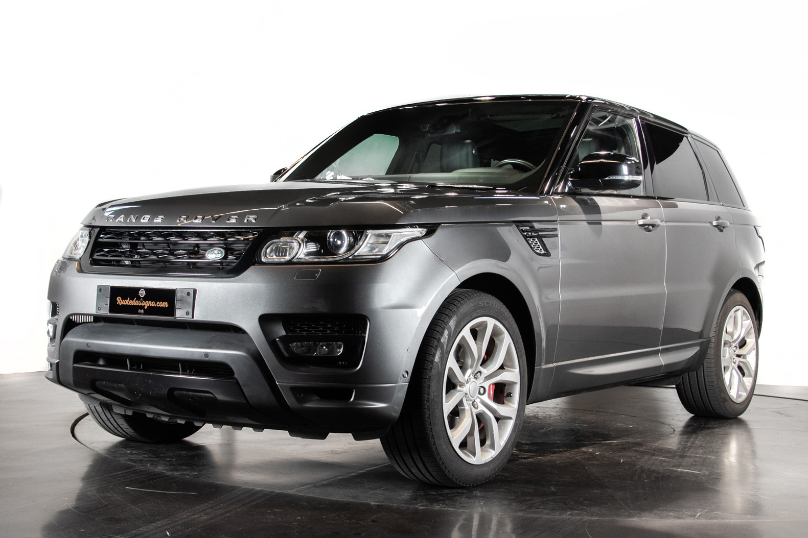 2014 Land Rover Range Rover Sport 3
