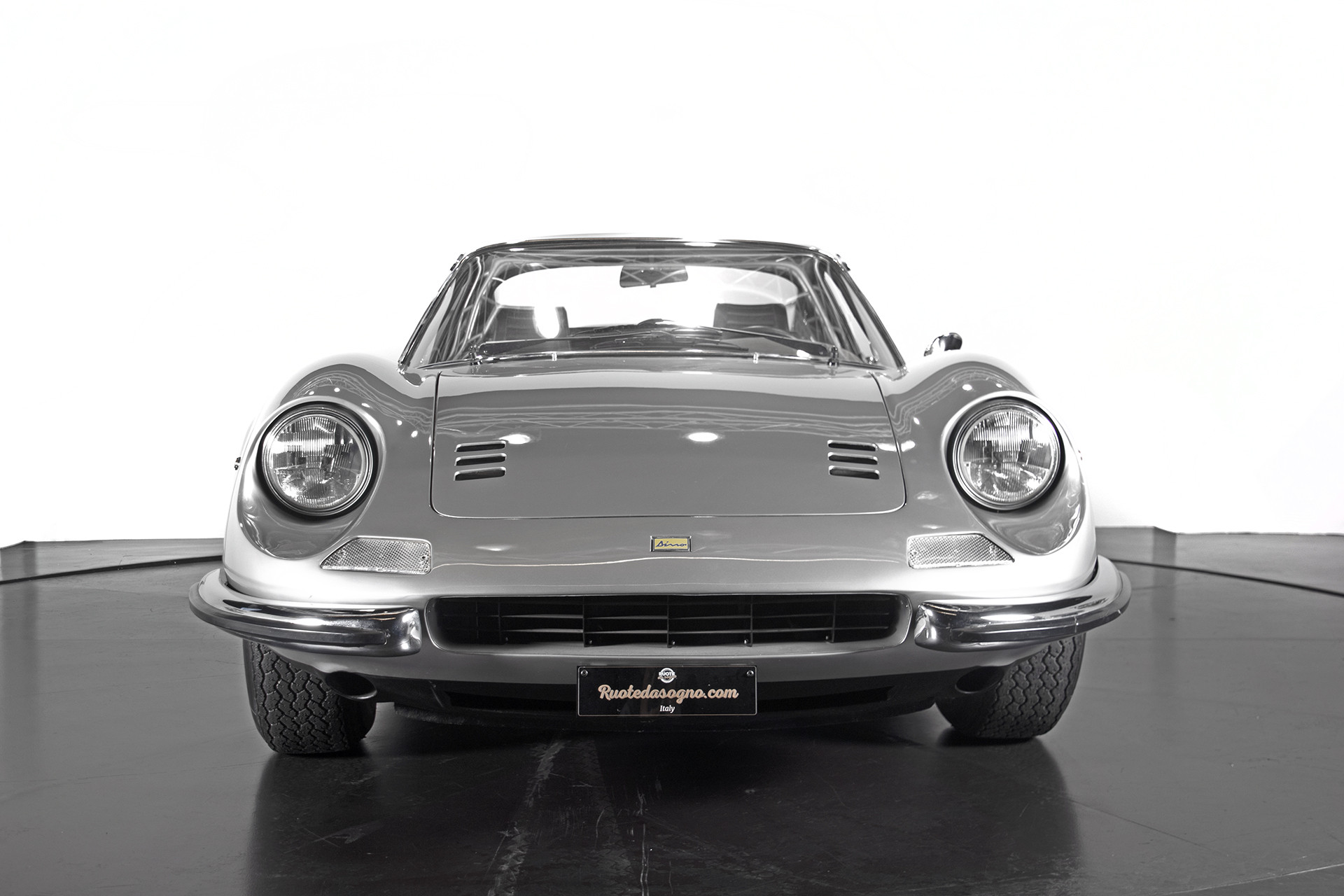 1972 Ferrari Dino 246 GT 2