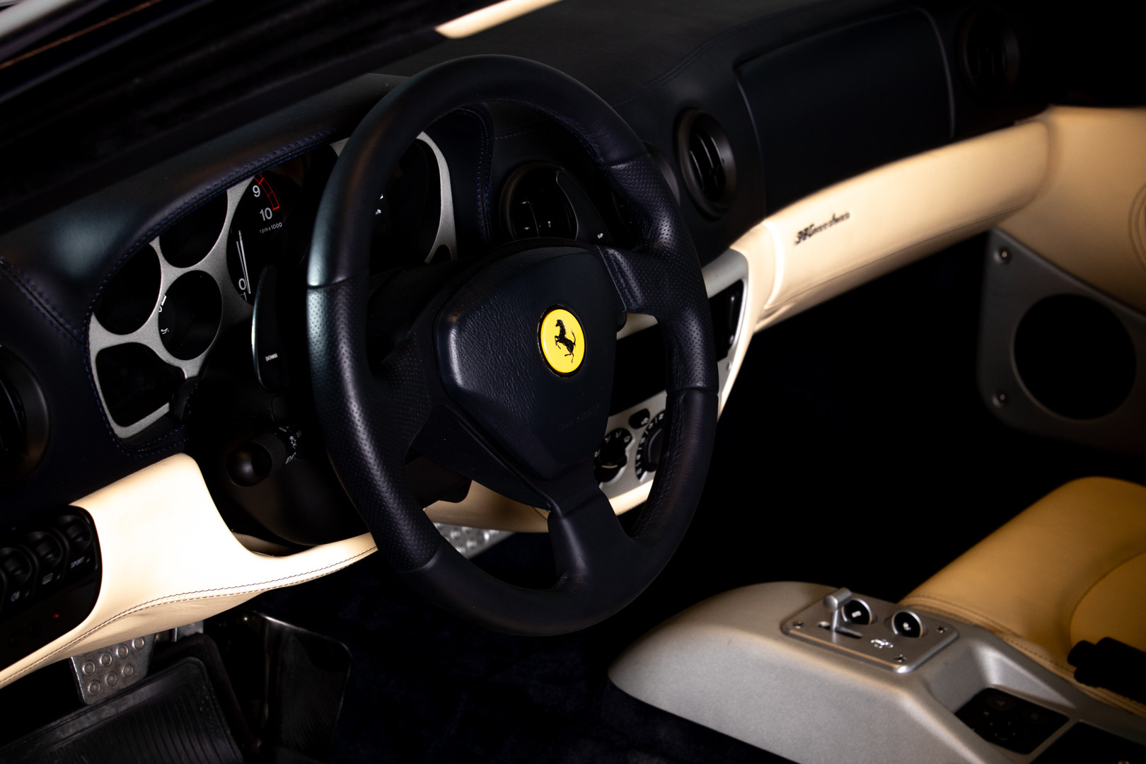 2000 FERRARI 360 MODENA COUPè F1 29