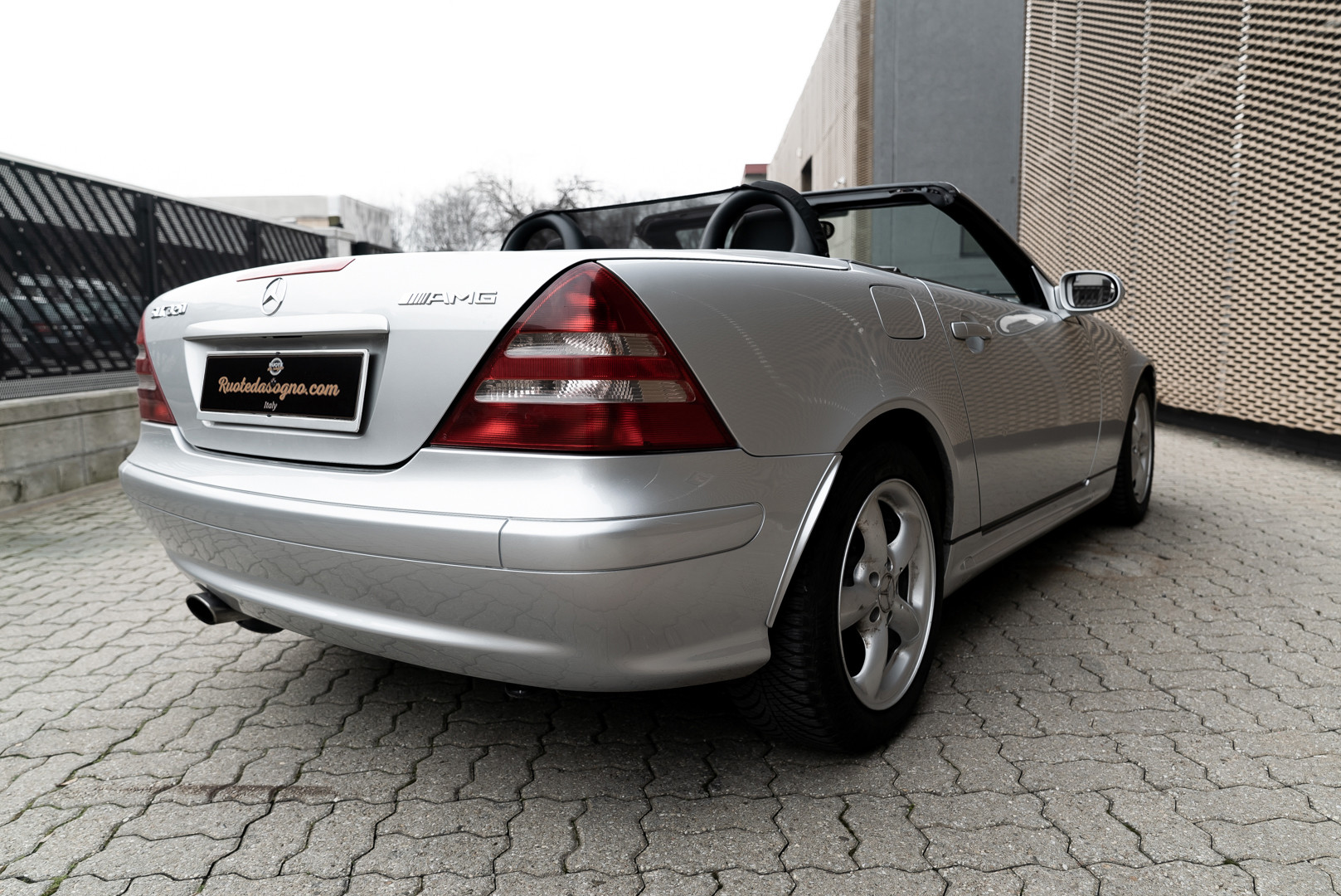 2000 Mercedes-Benz 320 SLK 24