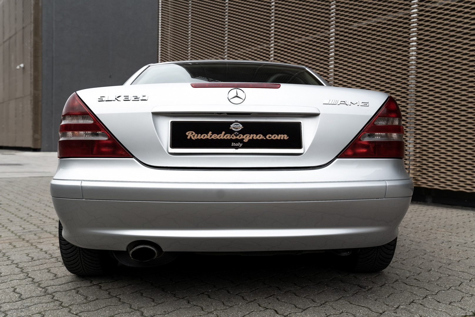 2000 Mercedes-Benz 320 SLK 4