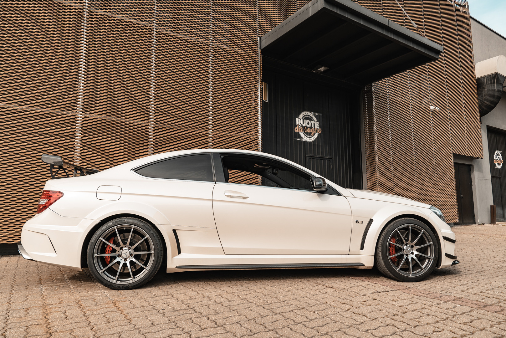 2012 Mercedes-Benz C63 AMG Black Series 7