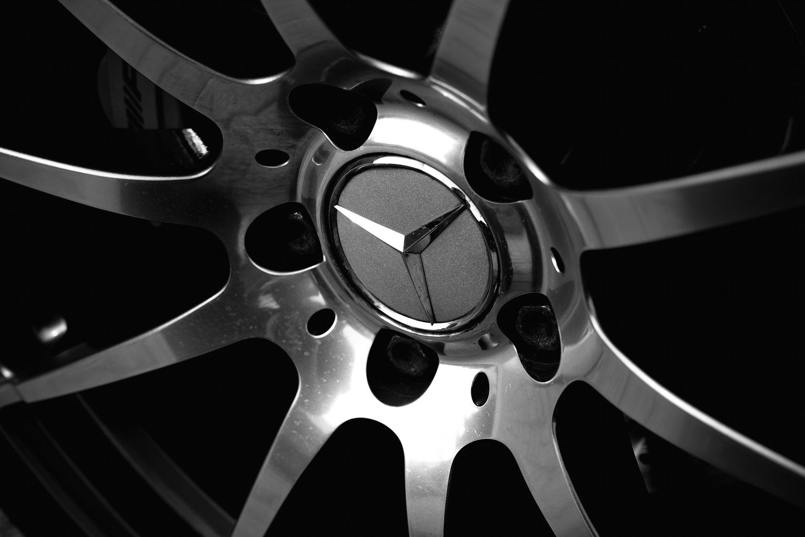 2012 Mercedes-Benz C63 AMG Black Series 33