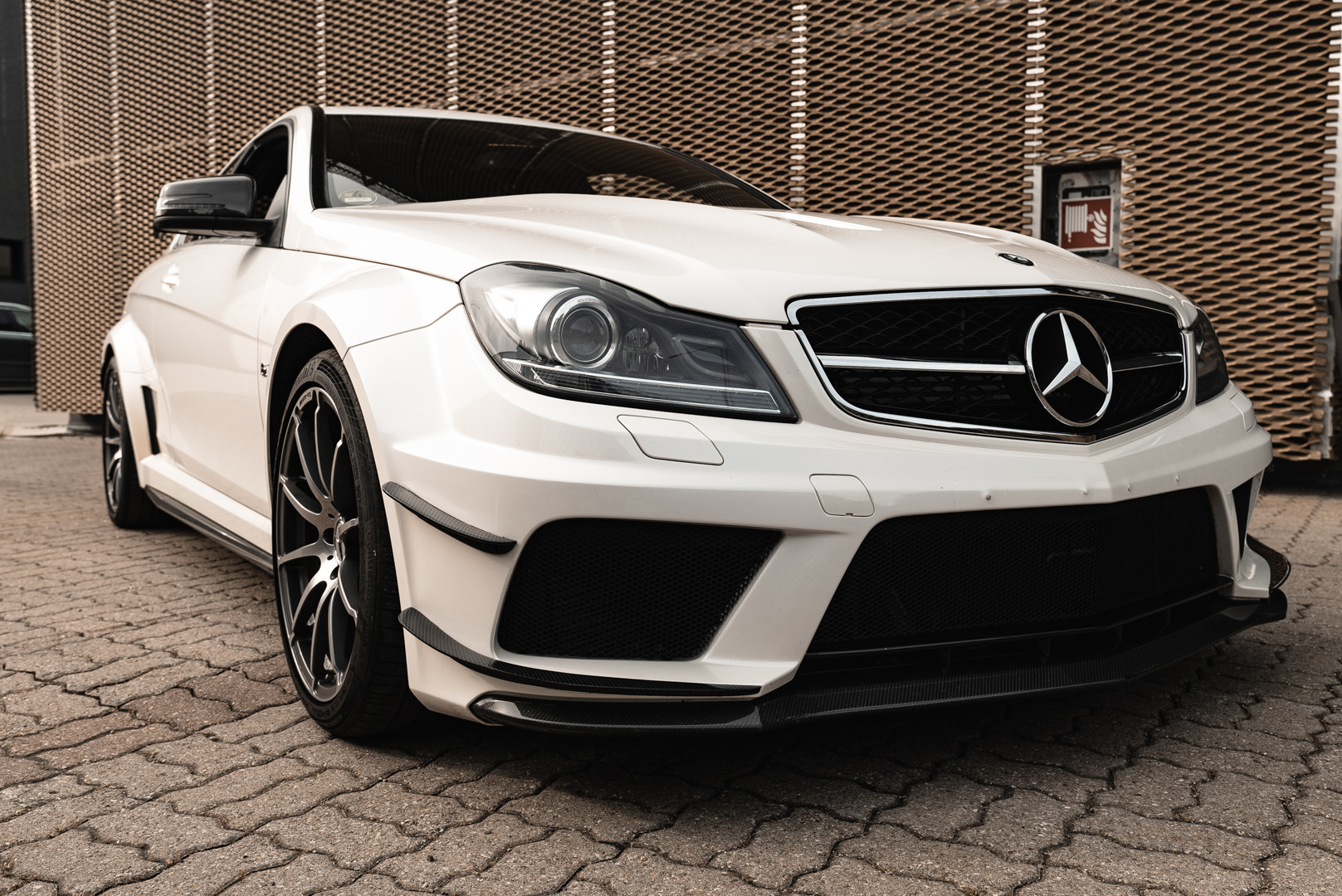 2012 Mercedes-Benz C63 AMG Black Series 9