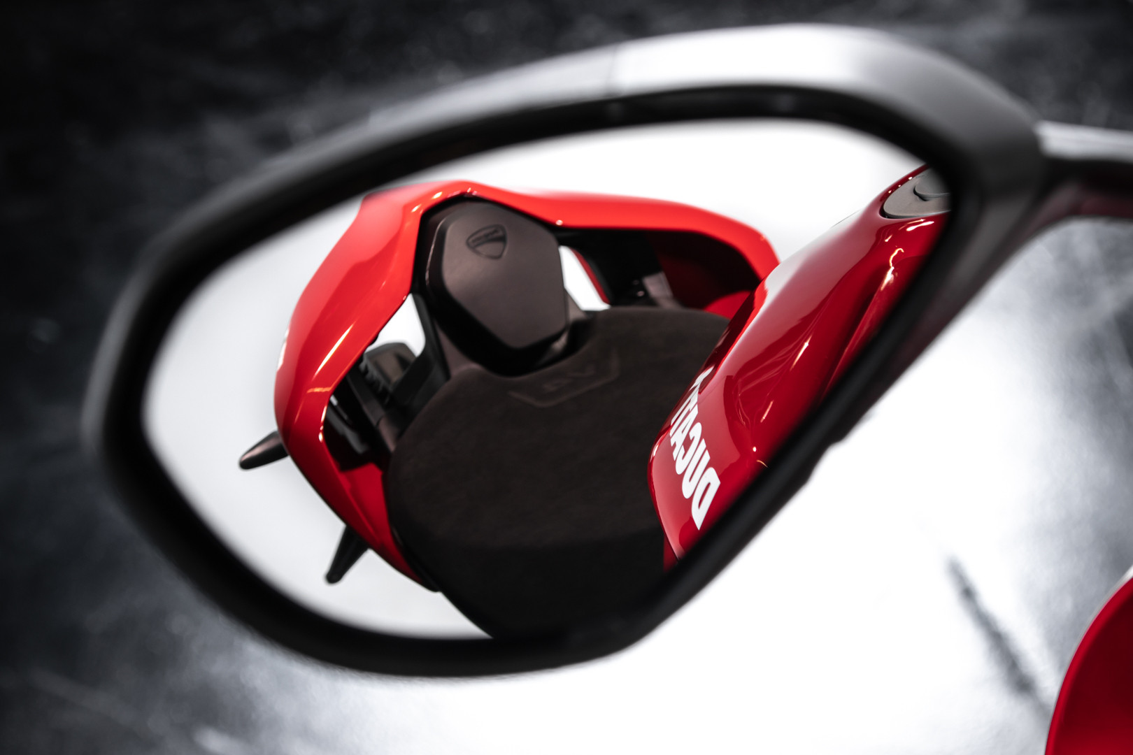 2021 Ducati Panigale V4S 21
