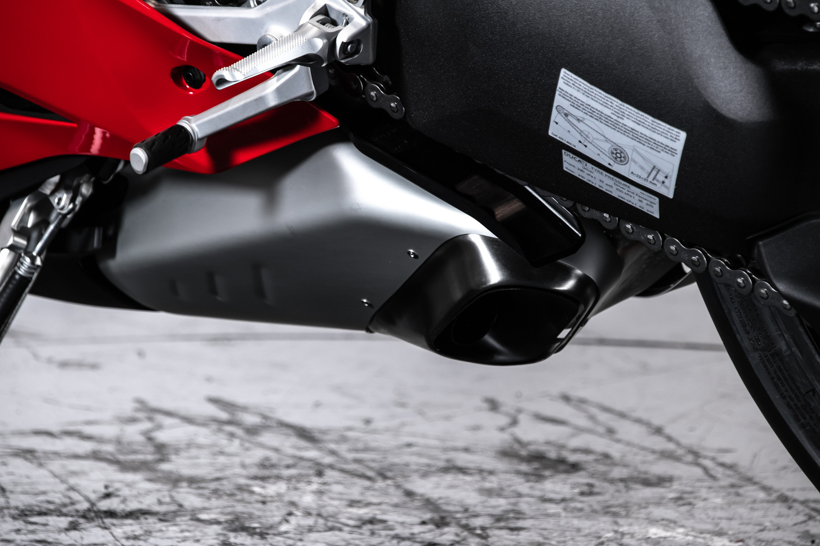 2021 Ducati Panigale V4S 11