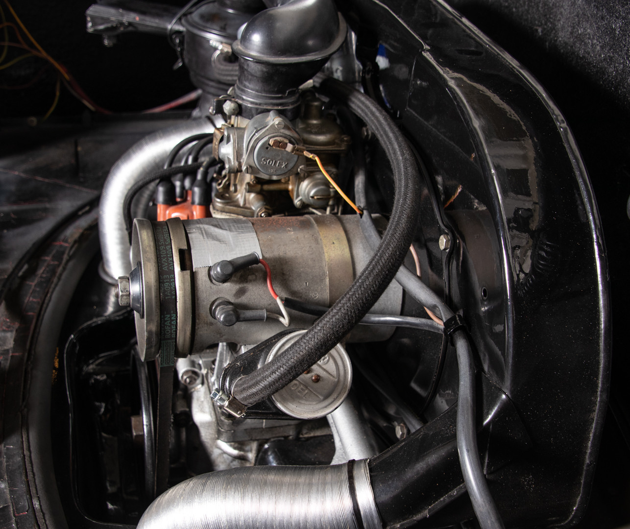 1965 Volkswagen Karmann Ghia 30