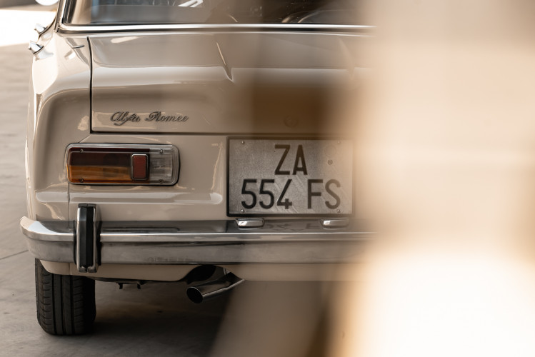 1972 Alfa Romeo Giulia Super 1300 9