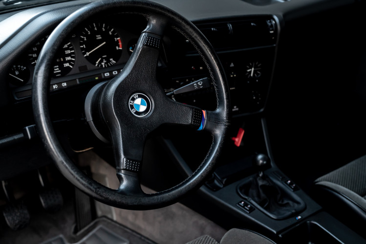 1988 BMW 320 IS 10