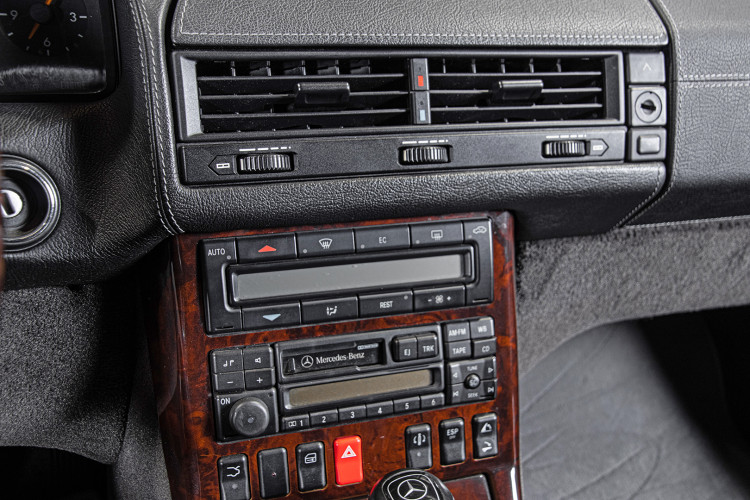 1998 Mercedes Benz 600 SL 29
