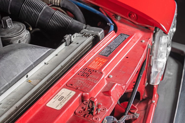 1985 Mercedes-Benz SL 560 47