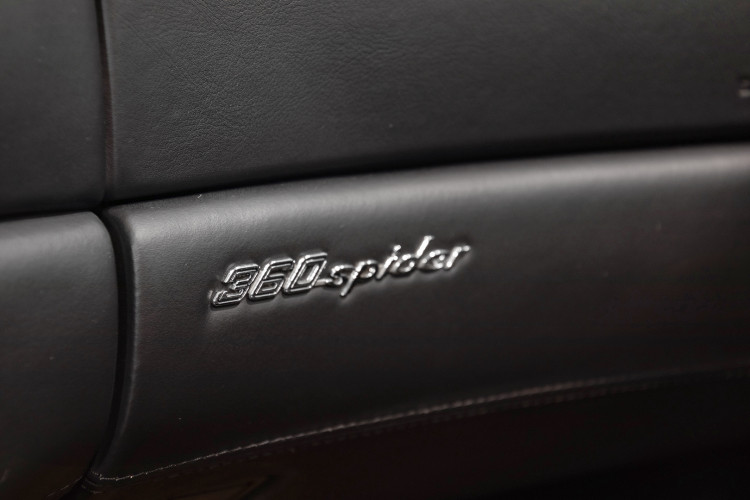 2001 Ferrari 360 Spider "Manuale" 41