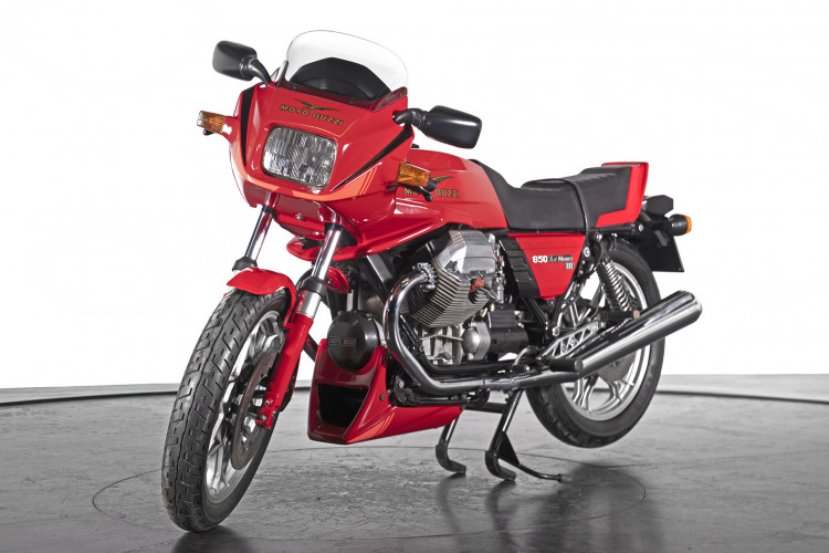 1983 MOTO GUZZI VF LE MANS III 5