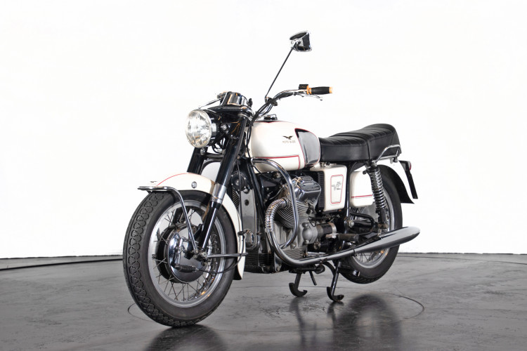 1969 Moto Guzzi V7 pre serie 1