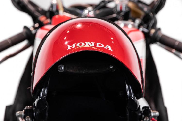 1973 Honda 750 Daytona Replica 16