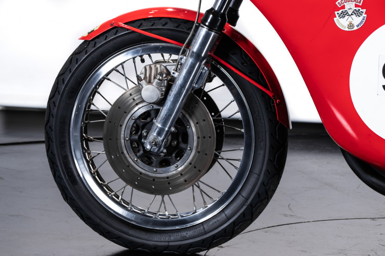 1973 Honda 750 Daytona Replica 12