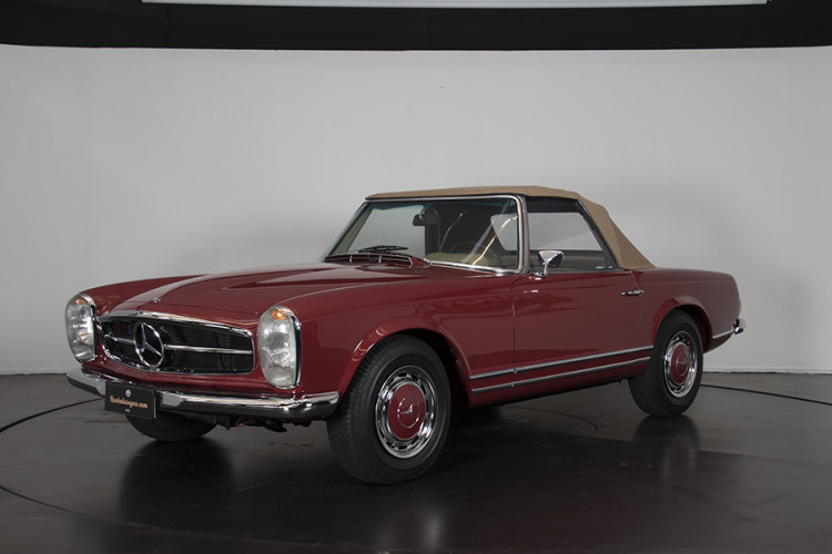 1985 Mercedes-Benz 280 SL 0