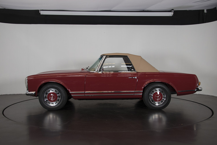 1985 Mercedes-Benz 280 SL 8
