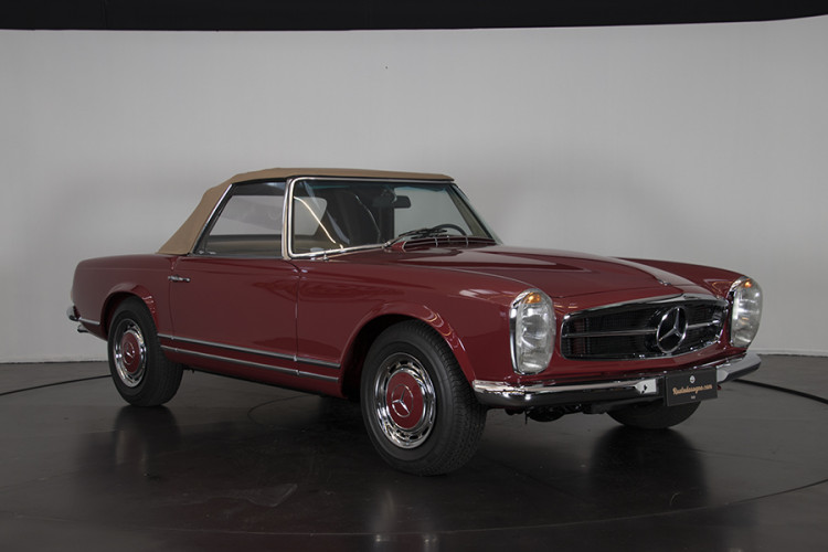 1985 Mercedes-Benz 280 SL 2