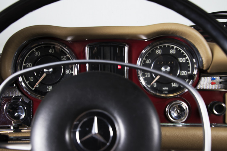1985 Mercedes-Benz 280 SL 15