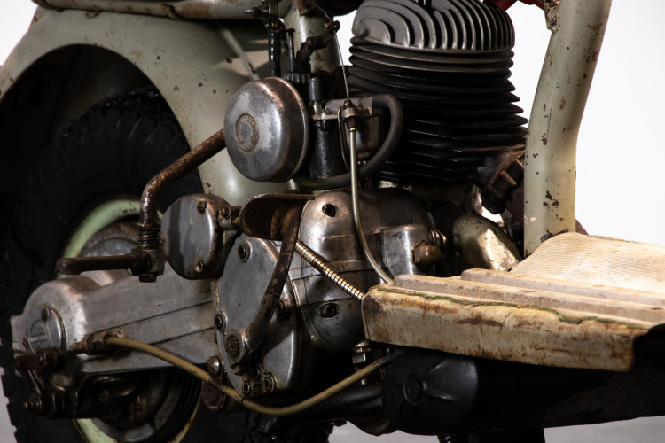 1953 INNOCENTI LAMBRETTA 125 11