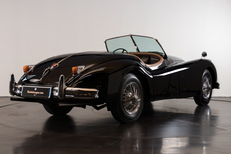 1955 Jaguar XK140 Roadster OTS 4