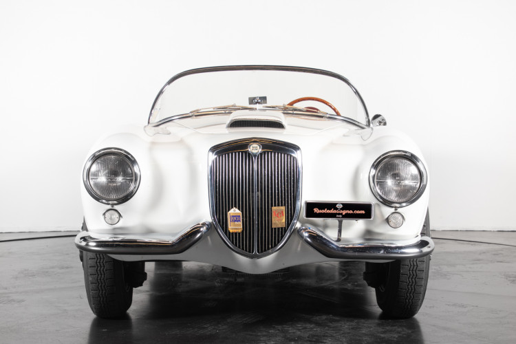 1955 Lancia Aurelia B24 S spider 8