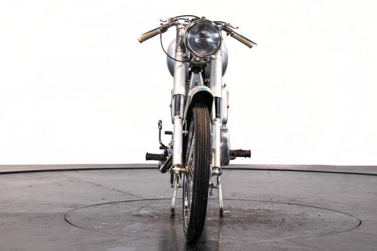 1956 MONDIAL 200 11