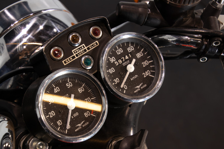1975 Moto Guzzi VK V7 Sport 8