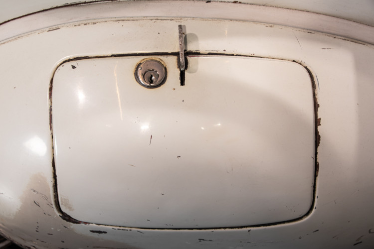 1956 Piaggio Vespa 150 VL3T 25