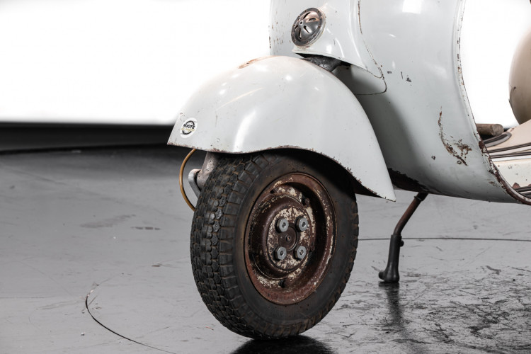 1956 Piaggio Vespa 150 VL3T 6