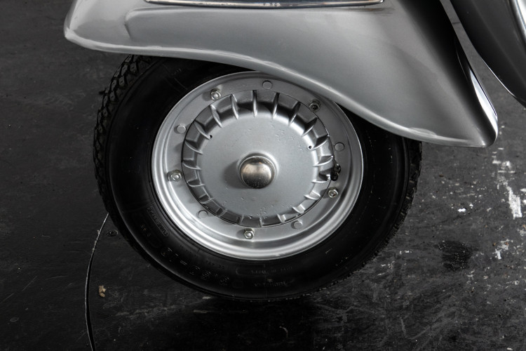 1969 Piaggio Vespa GTR 125 8