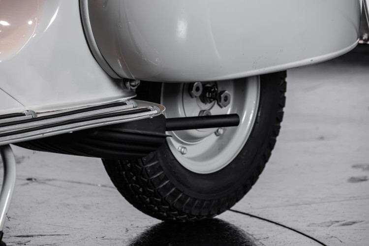 1958 Piaggio Vespa 125 9