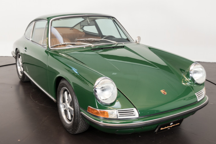 1967 Porsche 911S (passo corto) S.W.B. 2