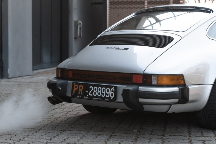 1977 Porsche 911 SC 11