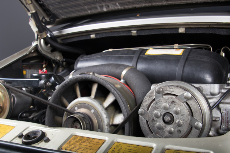 1981 Porsche 911 SC 24