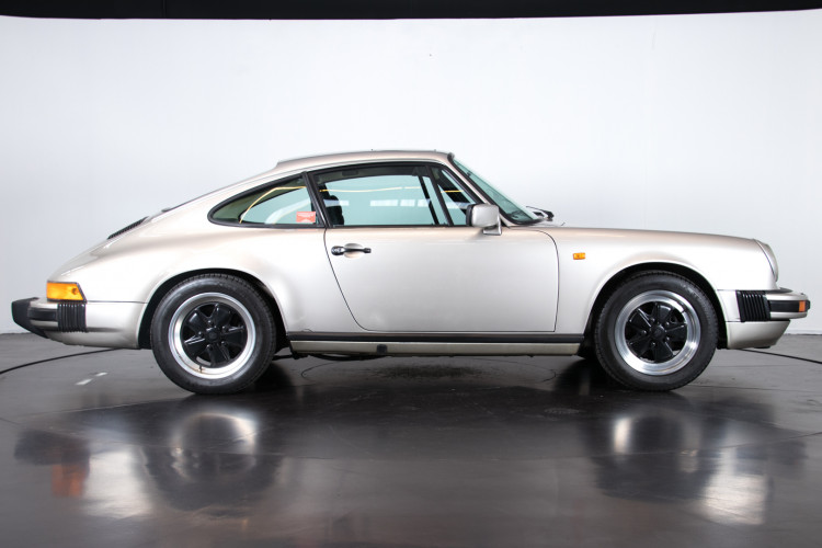 1981 Porsche 911 SC 9