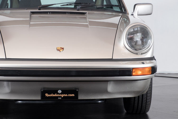 1981 Porsche 911 SC 12
