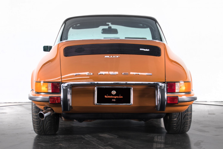 1972 Porsche 911T - 2.4 Targa 3
