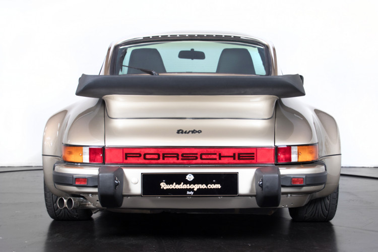 1985 Porsche 930 Turbo 3