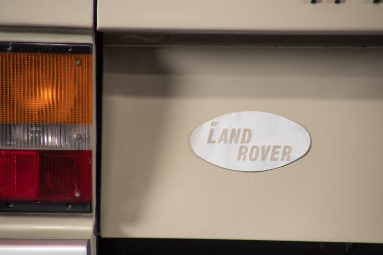 1976 RANGE ROVER 11