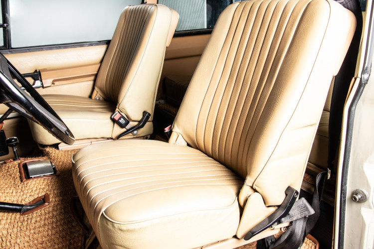 1976 RANGE ROVER 16