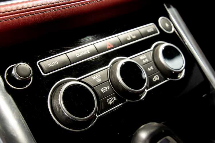 2014 Land Rover Range Rover Sport 33