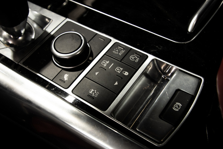 2014 Land Rover Range Rover Sport 37