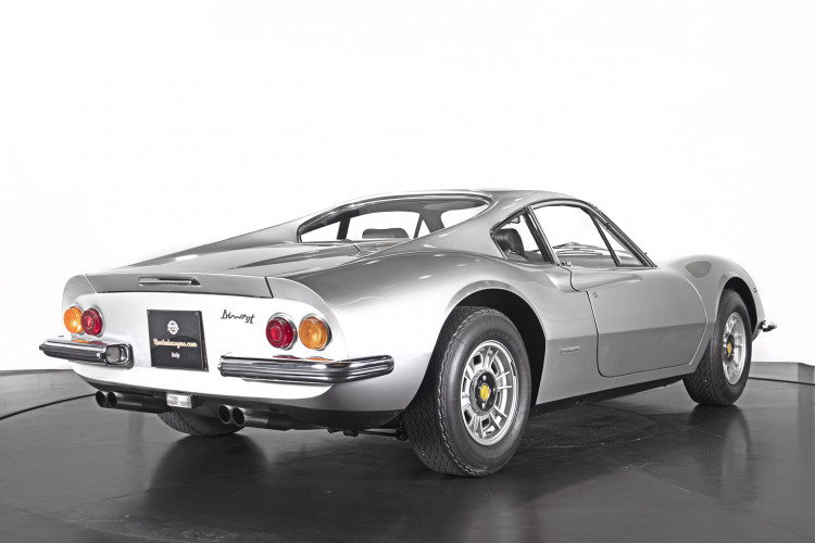 1972 Ferrari Dino 246 GT 10