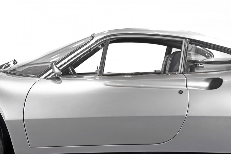 1972 Ferrari Dino 246 GT 16