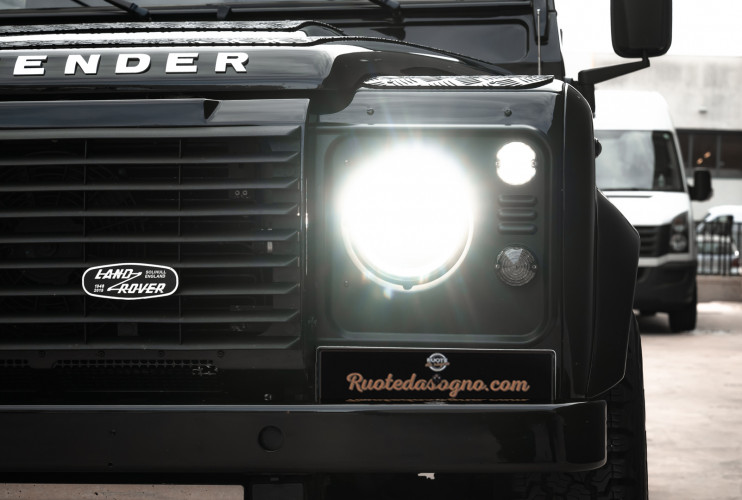 2008 Land Rover Defender 90 2.4 TD4 13