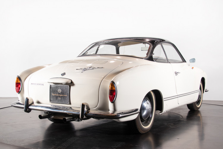 1965 Volkswagen Karmann Ghia 5