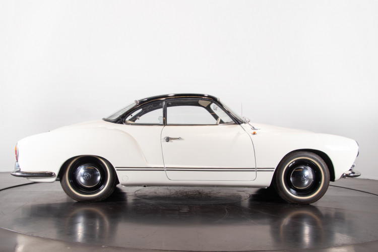 1965 Volkswagen Karmann Ghia 6